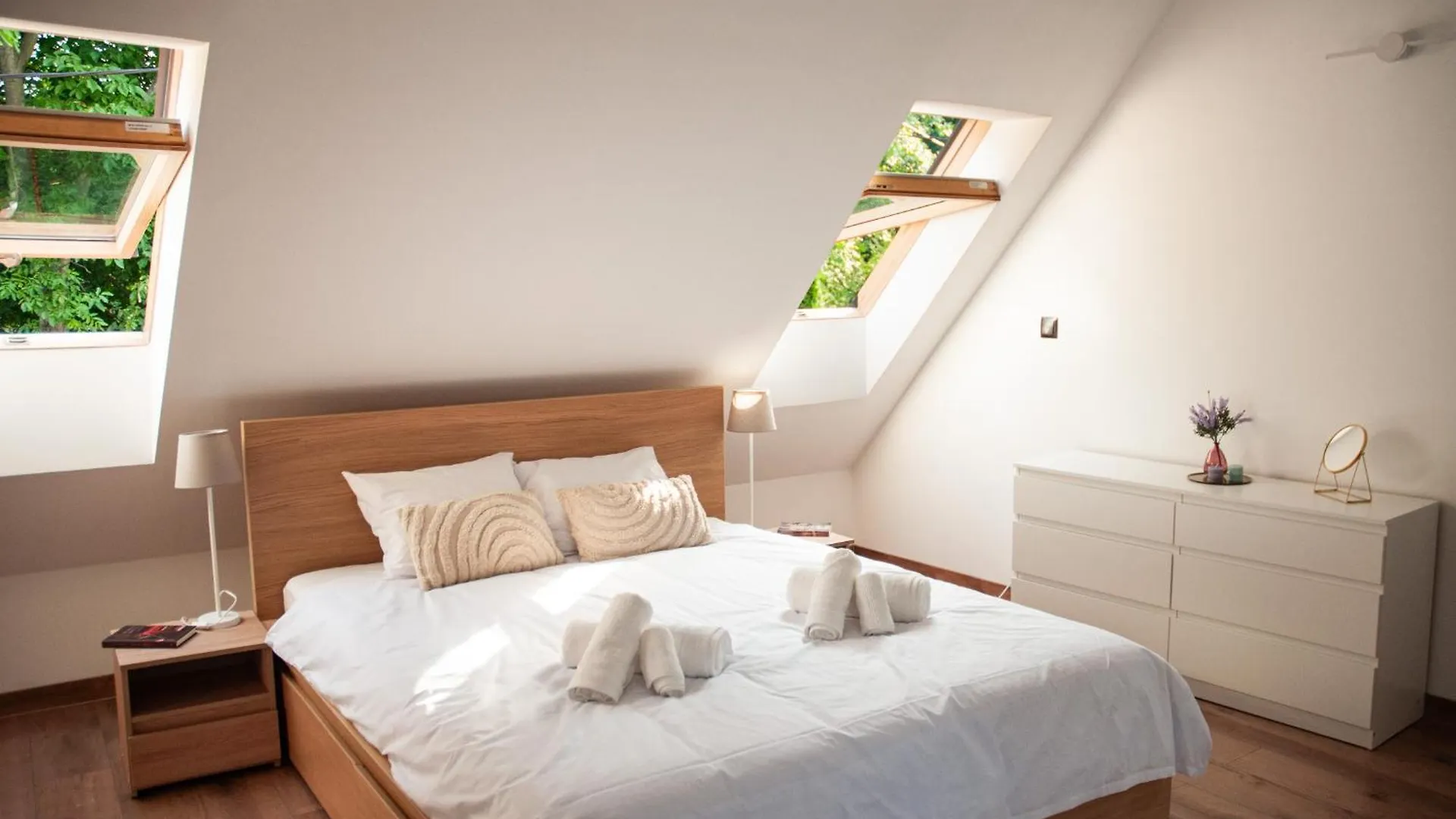 Apartment Stylowy Dom Z Ogrodem I Prywatnym Parkingiem Krakow Poland