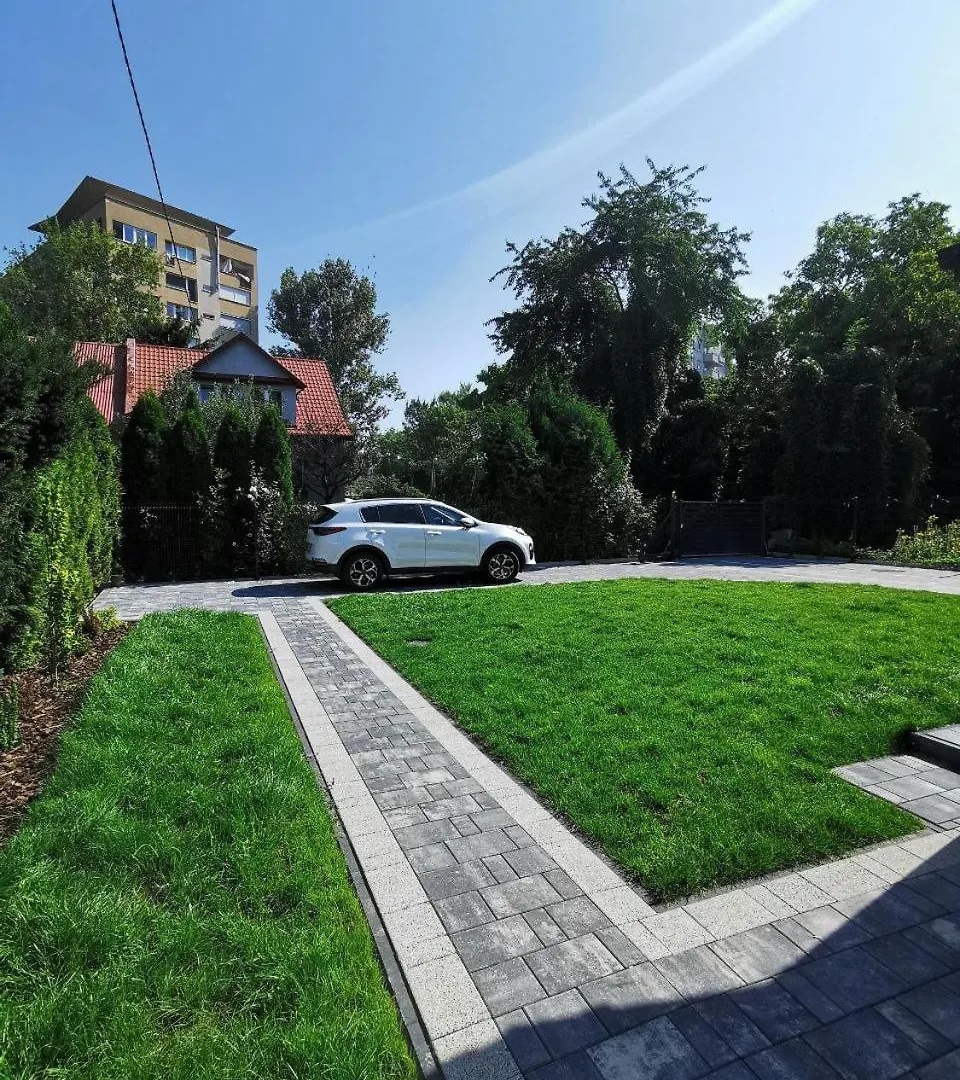 Stylowy Dom Z Ogrodem I Prywatnym Parkingiem Krakow